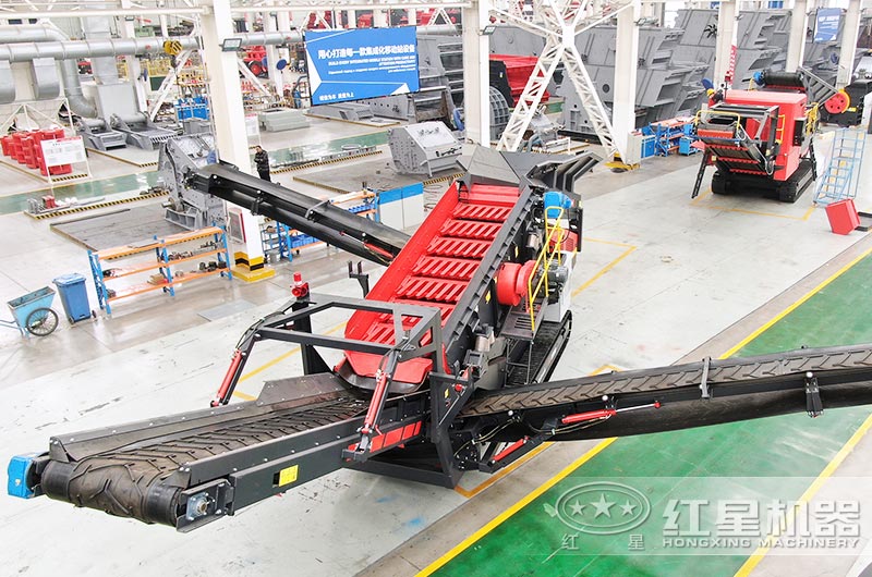 移動(dòng)破碎篩分一體機(jī)圖片