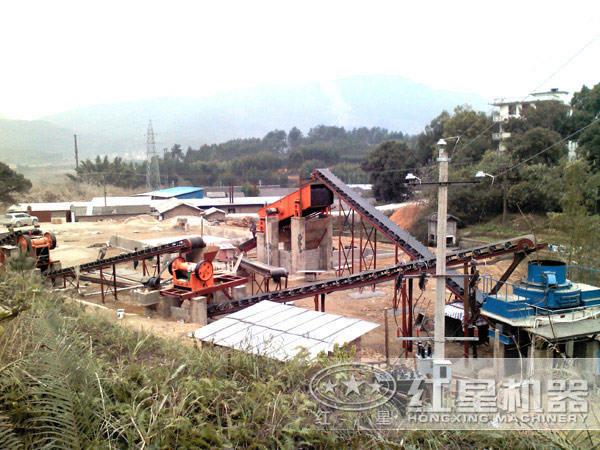 環(huán)保顎式破碎機(jī)舟山破碎現(xiàn)場