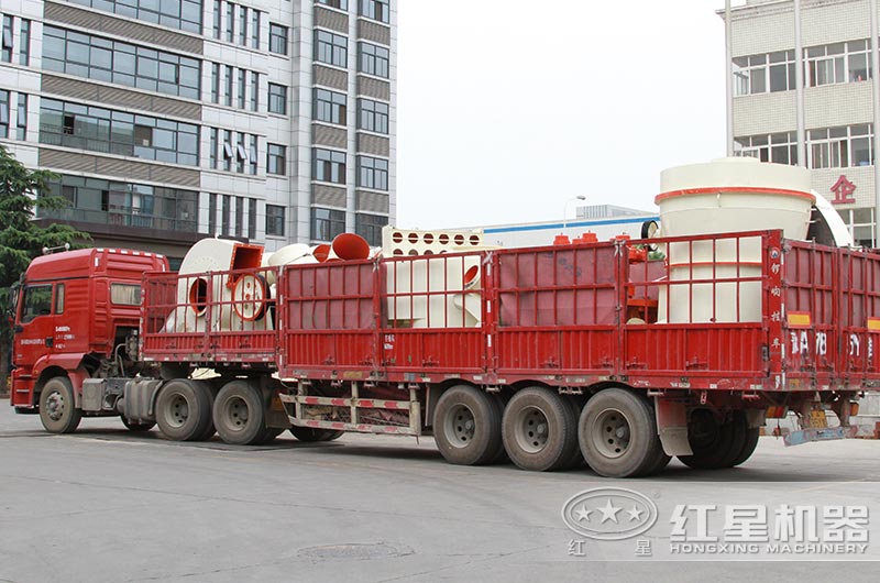 全套石油焦破碎/磨粉機(jī)設(shè)備發(fā)貨