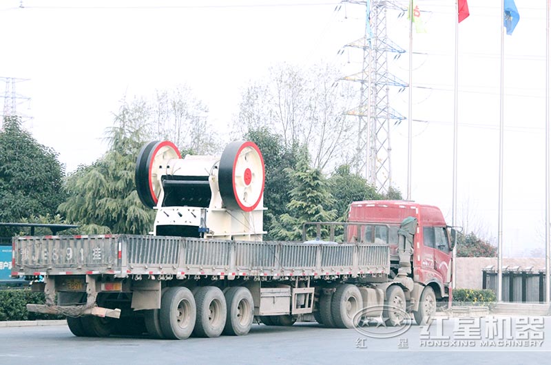 設(shè)備裝車發(fā)貨現(xiàn)場