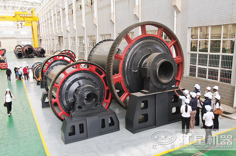 客戶來廠考察設(shè)備