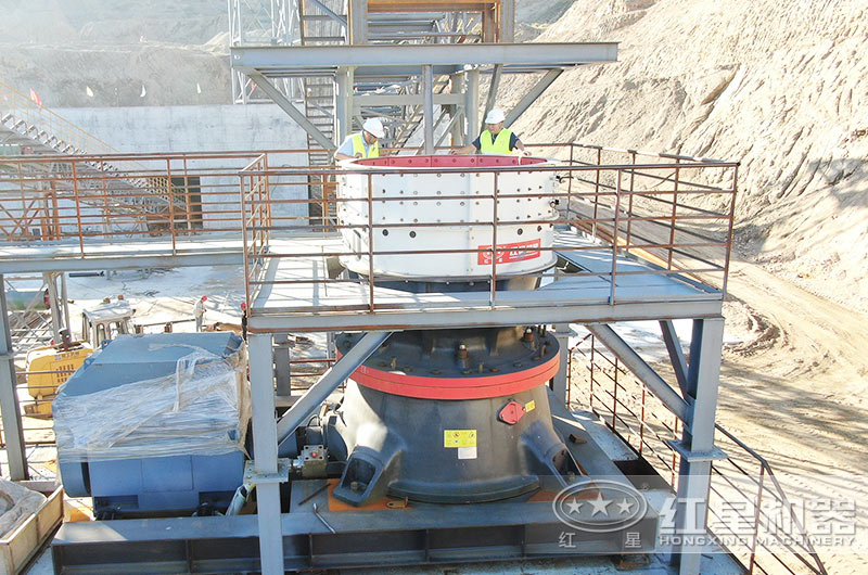 圓錐破碎機工作現(xiàn)場圖片