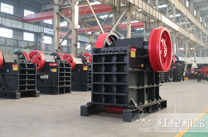 石子破碎機(jī)圖片