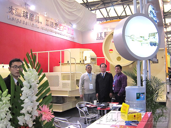 破碎機(jī)械展會(huì)現(xiàn)場