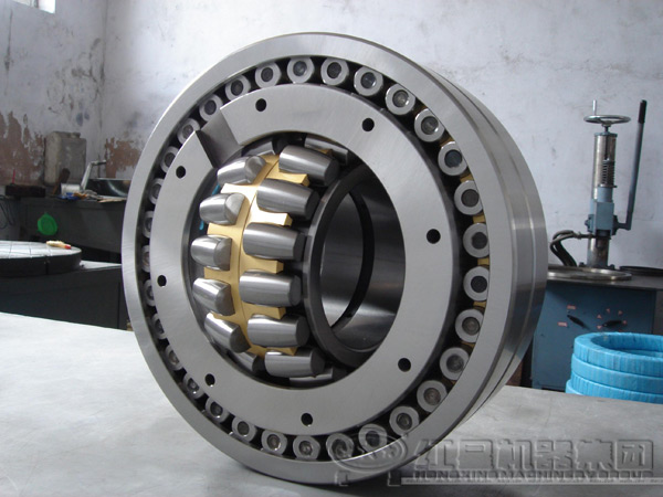 石英砂球磨機(jī)軸承