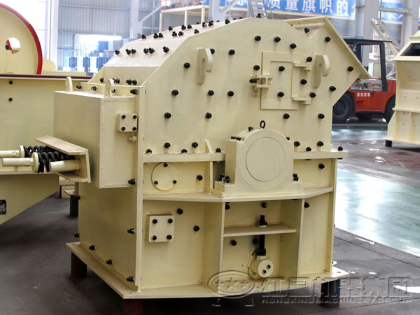 細(xì)碎葉臘石粉碎機(jī)