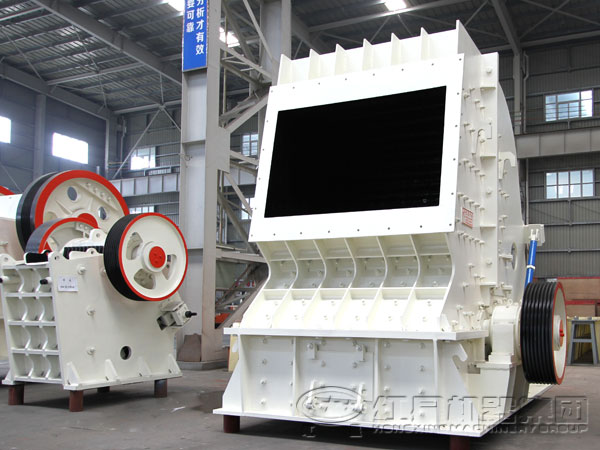 新型反擊式破碎機(jī)