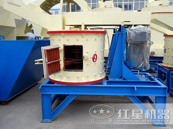 立軸式復(fù)合破碎機(jī)