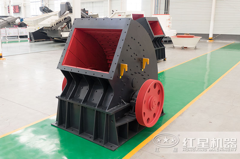 石灰石錘式破碎機(jī)圖片