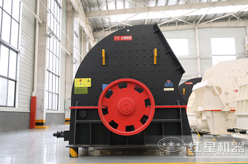 錘式破碎機(jī)圖片