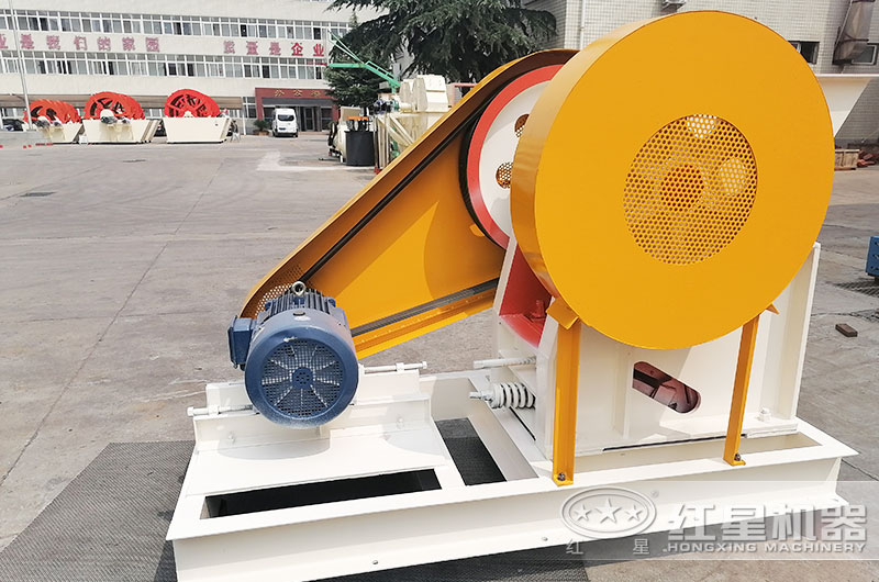 小型顎式破碎機圖片