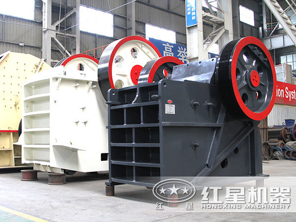 顎式破碎機生產(chǎn)車間