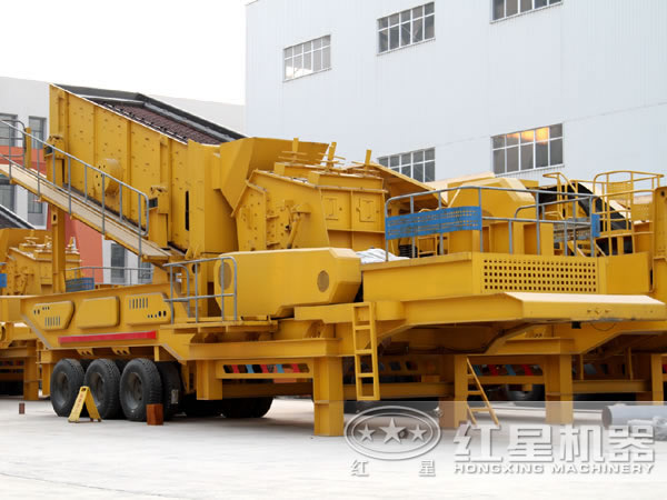 HX938F1315石頭移動破碎機