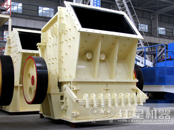 單段破碎機(jī)圖片