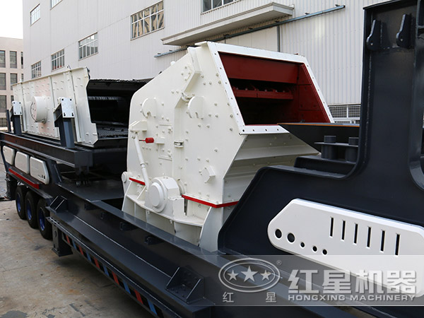 反擊破移動(dòng)破碎機(jī)