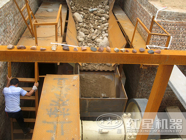 花崗巖破碎機(jī)現(xiàn)場(chǎng)檢查圖