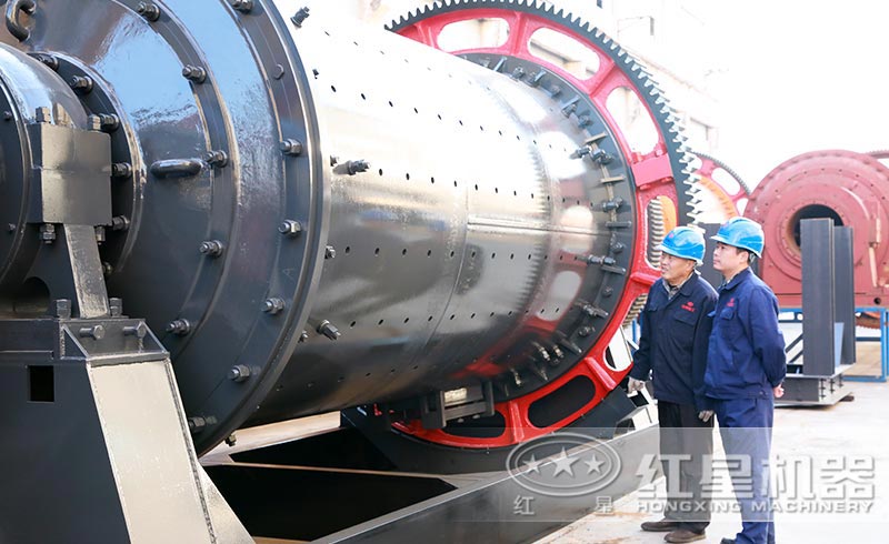 紅星球磨機(jī)用戶參觀現(xiàn)場(chǎng) 紅星球磨機(jī)用戶參觀現(xiàn)場(chǎng)