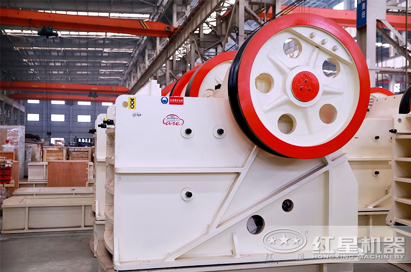 鄂式石子破碎機(jī)生產(chǎn)車間