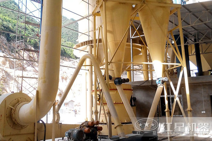 自動化生產(chǎn)磨粉機加工現(xiàn)場