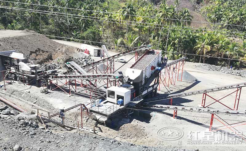 車載流動磨沙機作業(yè)現(xiàn)場