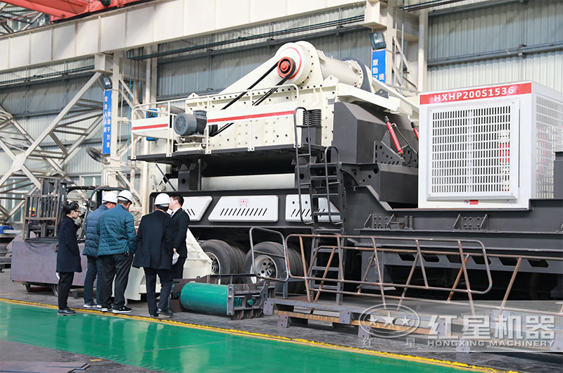 移動顎式破碎機(jī)