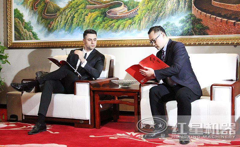 紅星銷售經(jīng)理為用戶配置設(shè)備