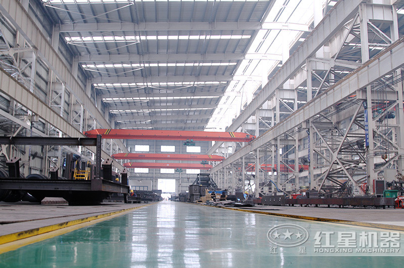 紅星機器移動粉石、沙機生產(chǎn)車間