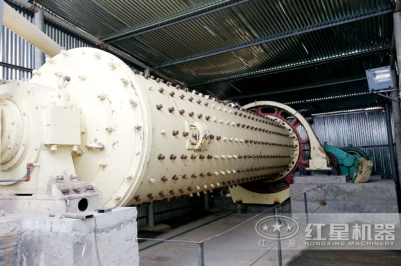 時產(chǎn)200噸石子球磨機(jī) 時產(chǎn)200噸石子球磨機(jī)