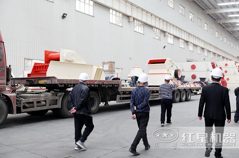 用戶參觀紅星機器2萬到4萬小型打沙機