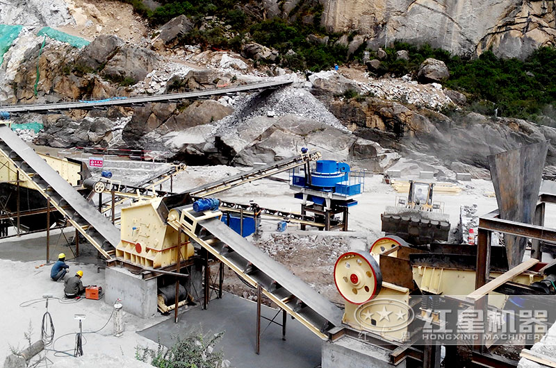 砂石料破碎機(jī)用戶現(xiàn)場 砂石料破碎機(jī)用戶現(xiàn)場