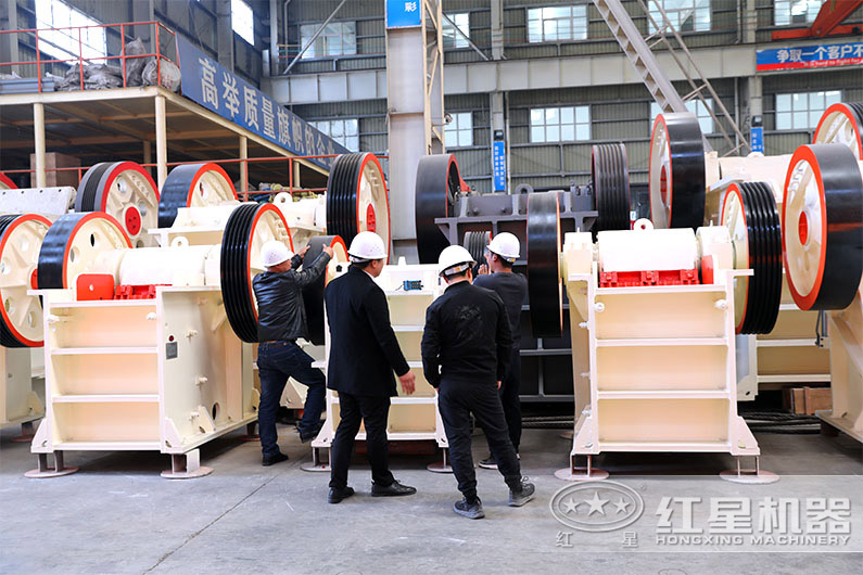 用戶參觀紅星機(jī)器車間