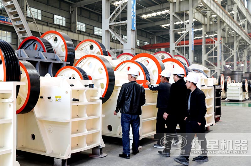 用戶參觀912顎式破碎機(jī)