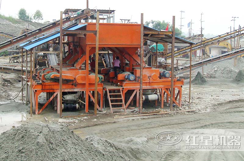 小型制沙場作業(yè)現(xiàn)場