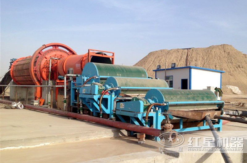 紅星干式鐵粉磁選機(jī)作業(yè)現(xiàn)場(chǎng)