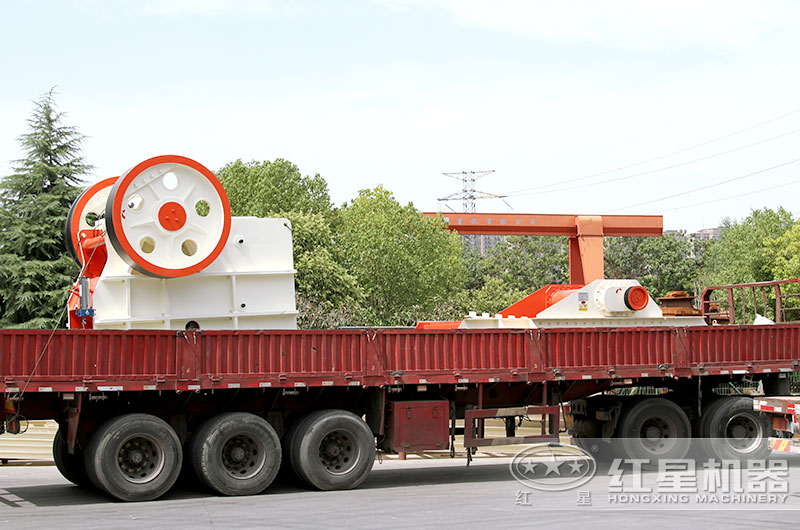 紅星六九破碎機(jī)發(fā)貨現(xiàn)場(chǎng) 紅星六九破碎機(jī)發(fā)貨現(xiàn)場(chǎng)