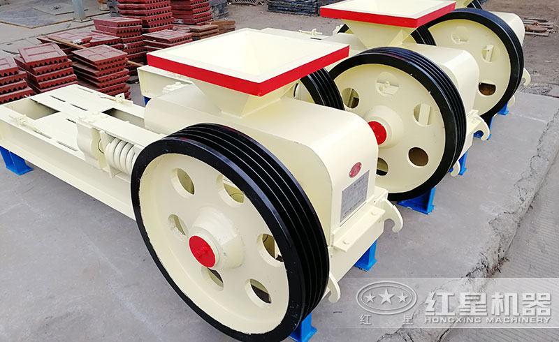 單輥輥式破碎機(jī)