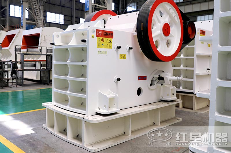 顎式碎石機(jī)產(chǎn)品實(shí)拍圖