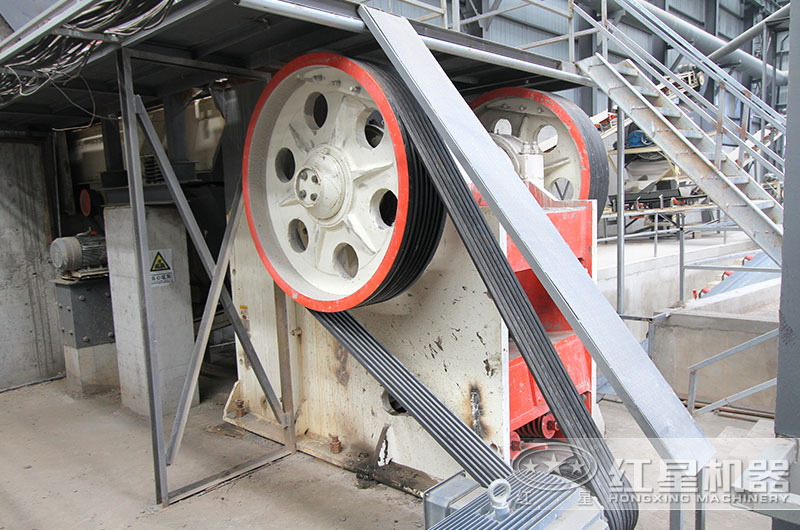 六九破碎機現(xiàn)場圖